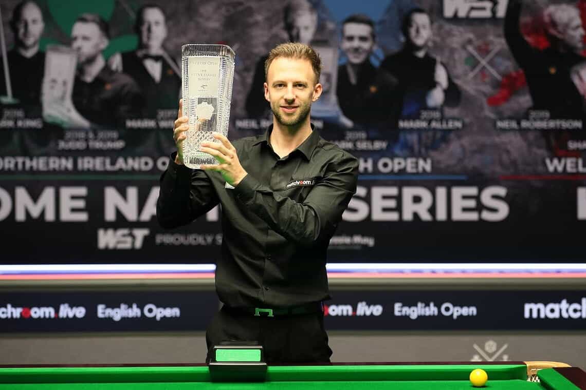 Judd Trump with the 2020 English Open trophy.
